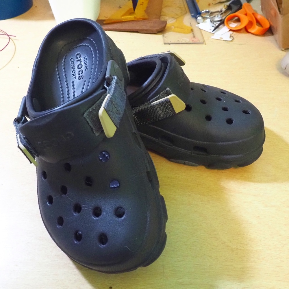 CROCS Classic All Terrain Clogs Women's Size 7